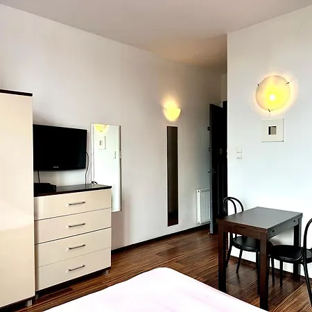 Male Przy Pkp Apartamento Sopot